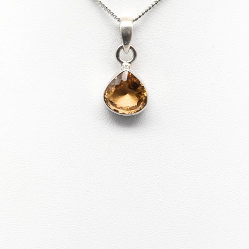 PENDENTIF <strong>CITRINE NATURELLE FACETTÉE</strong> ARGENT 925 